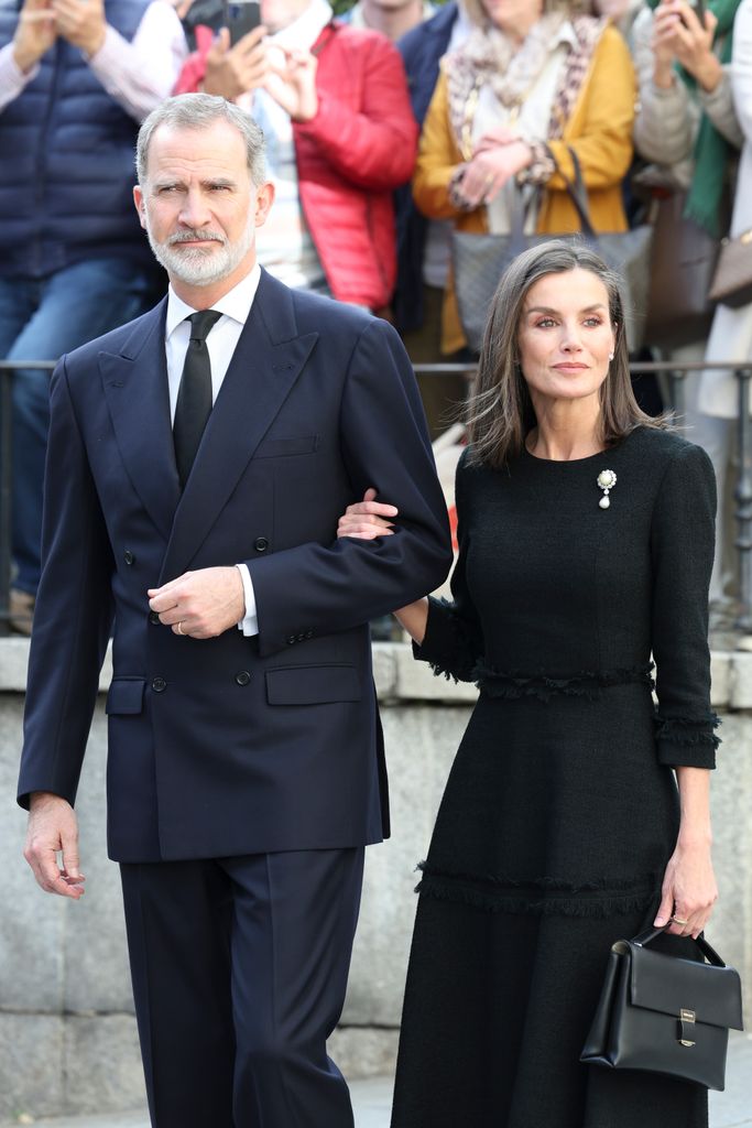 Los reyes llegando al funeral de Fernando Gómez-Acebo en Madrid, en abril de 2024