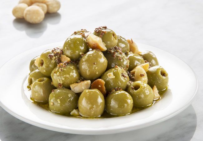 aperitivo-aceitunas-macadamia