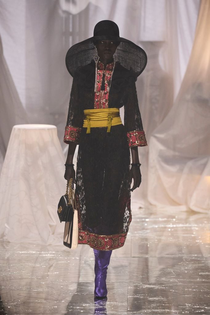 Paris Fashion Week: Valentino Primavera/Verano 2025