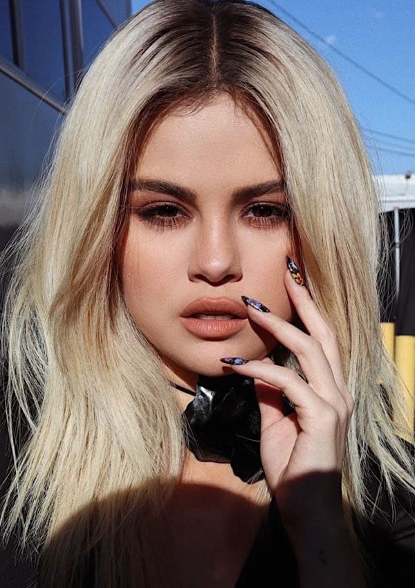 selena-gomez-rubia