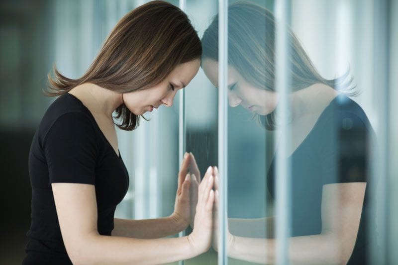 mujer ventana