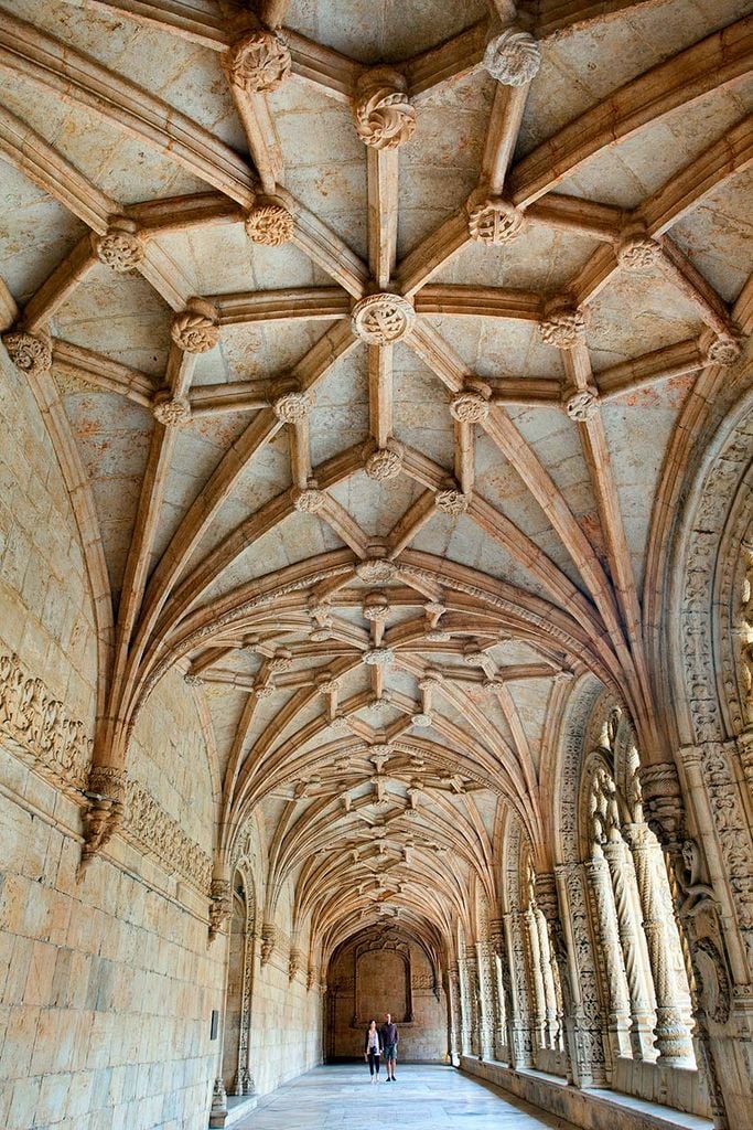 monasterio jeronimos pasillos claustro