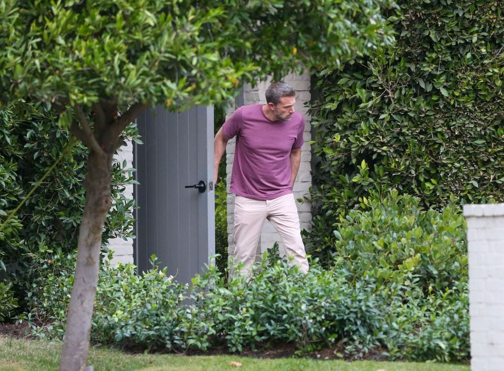 LOS ANGELES, CA - AUGUST 30: Ben Affleck is seen on August 30, 2024 in Los Angeles, California