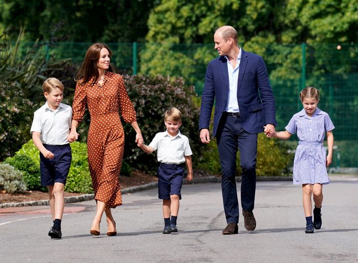 Guillermo de Inglaterra con su mujer y sus hijos