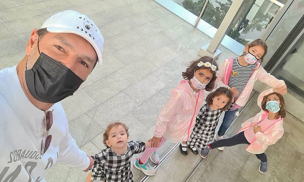 mart n fuentes esposo de jacky bracamontes y sus hijas