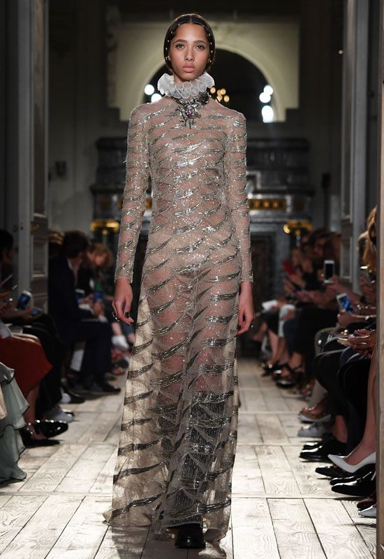 alta_costura_paris_julio2016_valentino_1a