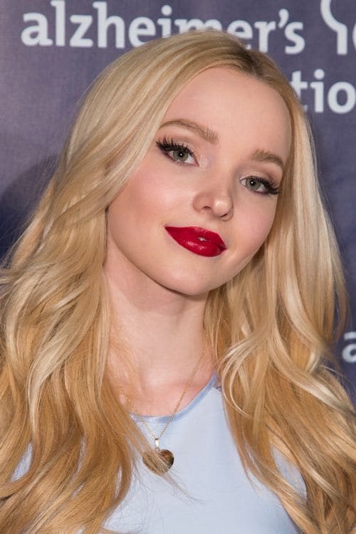 La estrella Disney Dove Cameron apuesta por el rubio