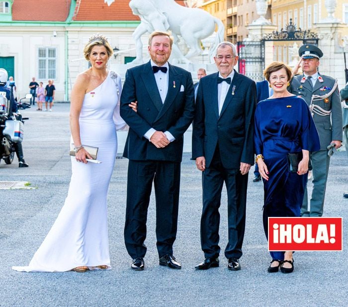 Máxima de Holanda con vestido blanco