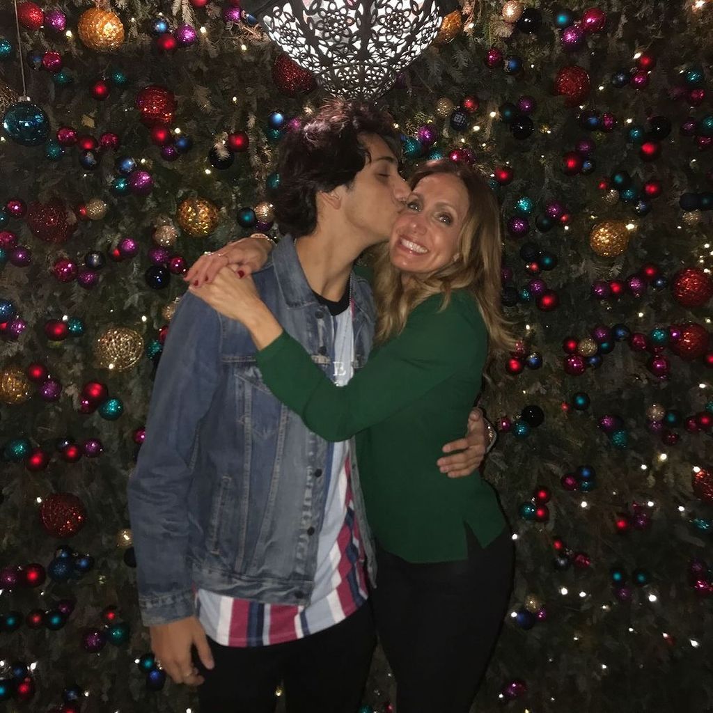 Lili Estefan y su hijo Lorenzo