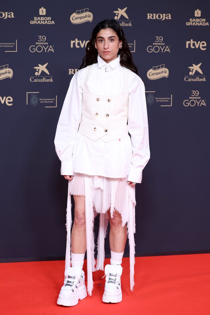 Carolina Yuste en la alfombra roja de los Goya 2025