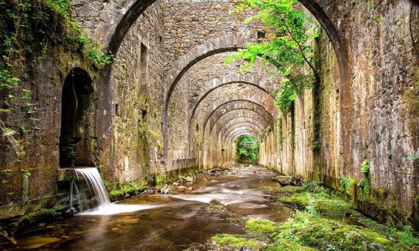 factoria de orbaiceta en la selva de irati en navarra