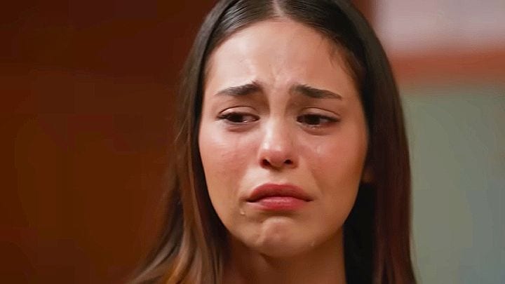 Avance de 'Hermamos': Ayla intenta acercar posturas con Elif, pero la chica no puede olvidar lo que ha sucedido