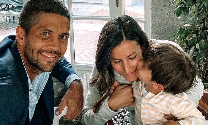 Ana Boyer y Fernando Verdasco con uno de sus niños