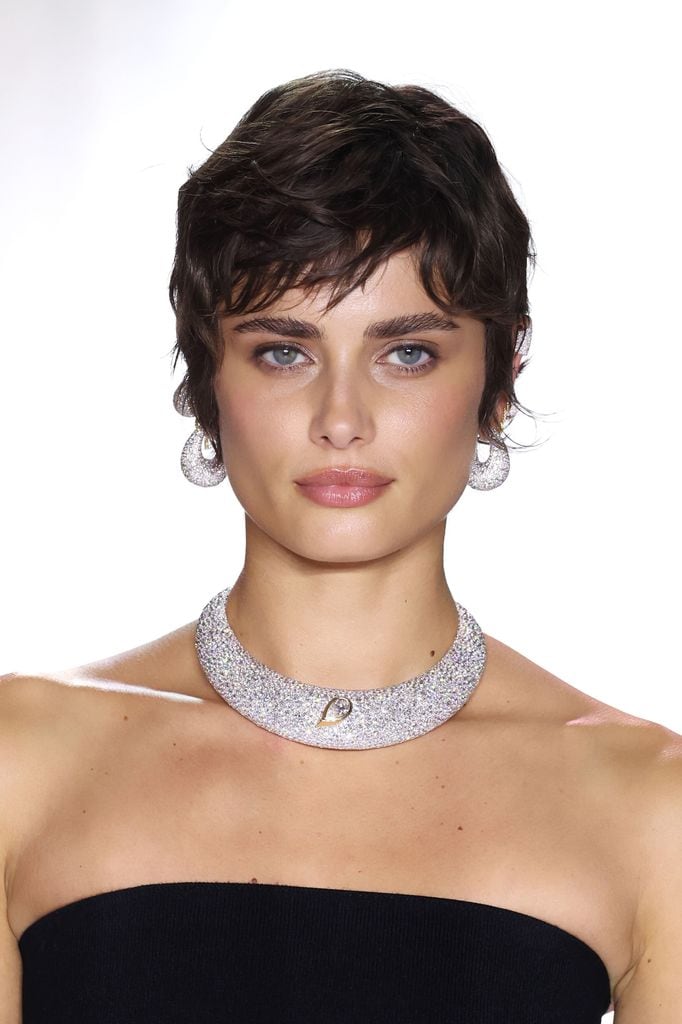 Taylor hill en el desfile