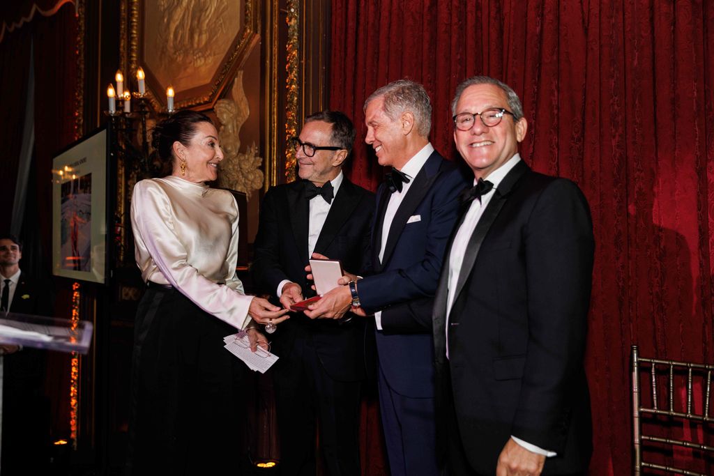 Cristina Iglesias y Philippe de Montebello, premiados por la Hispanic Society 