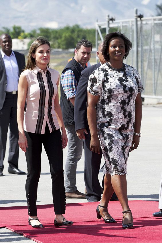 reina_letizia_haiti1a