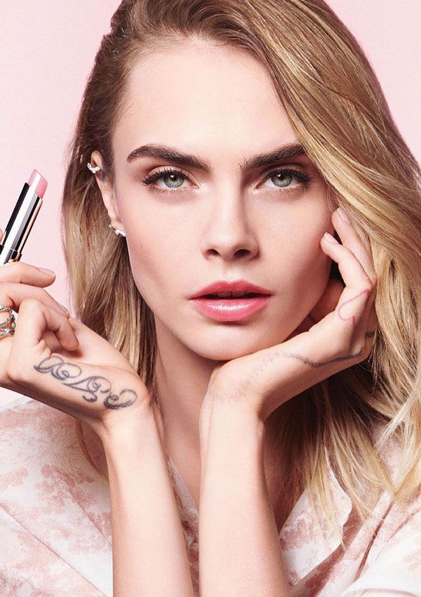 Cara Delevingne en la campaña de Dior