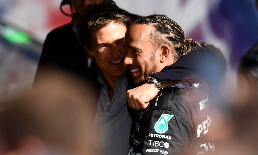 Tom Cruise y Lewis Hamilton