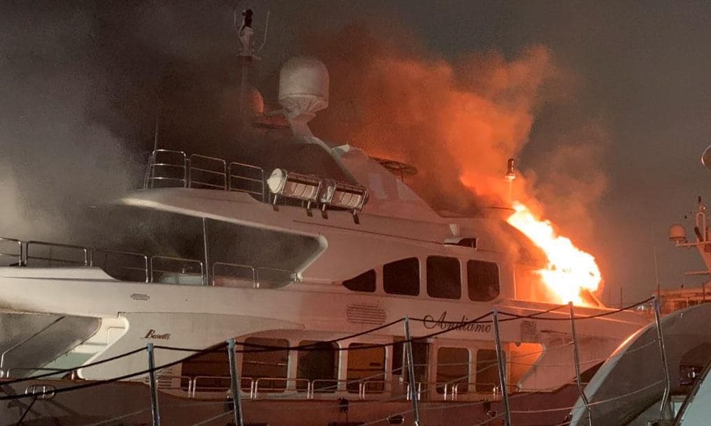 yacht fire