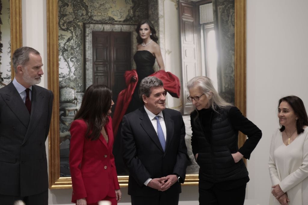 LOS REYES INAUGURAN LA EXPOSICIÓN DE SUS RETRATOS DE ANNIE LEIBOWITZ 