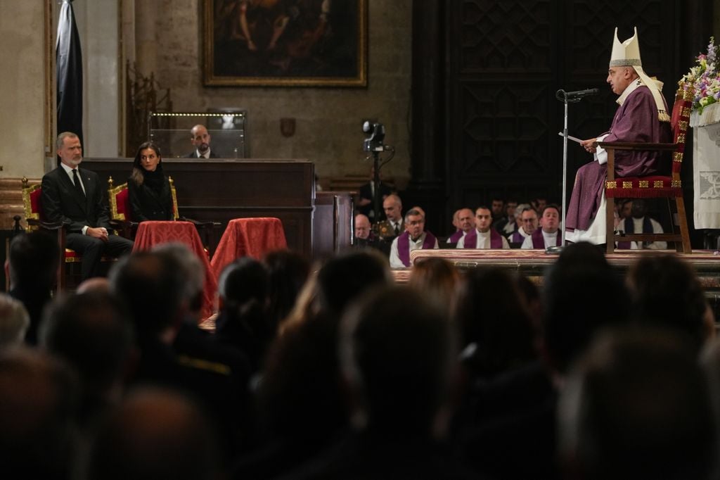 Reyes Felipe y Letizia