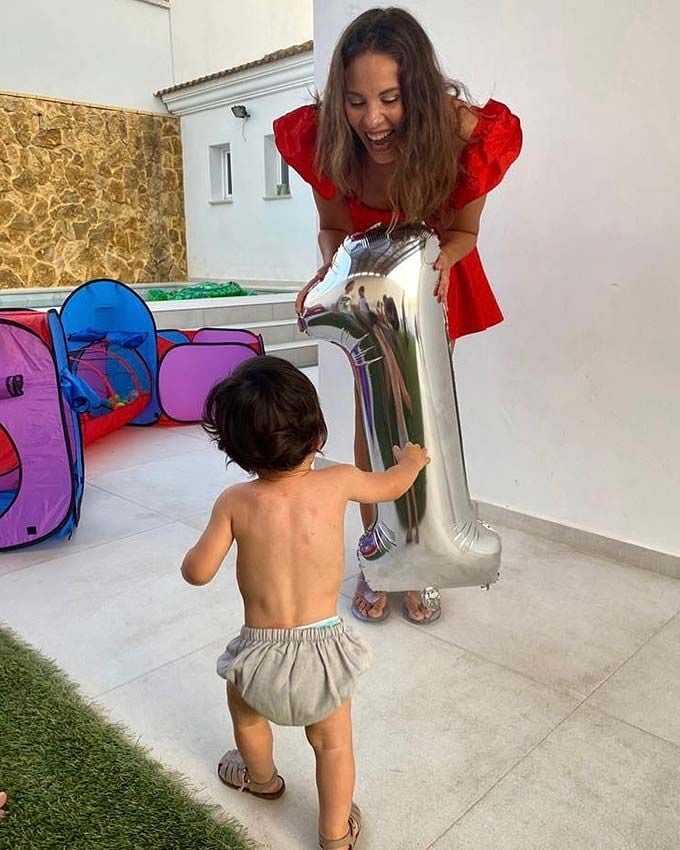 Jessica Bueno celebra el primer cumpleaños de su hijo Alejjandro