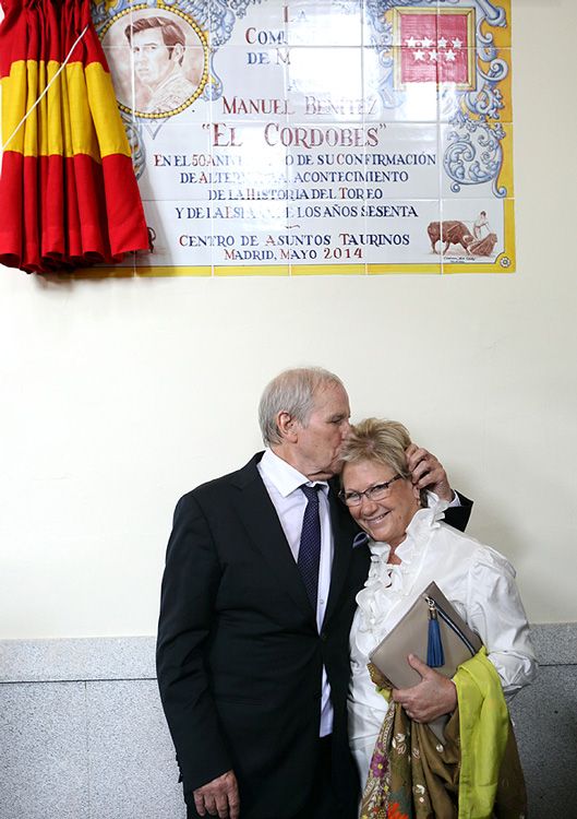 Martina Fraysse y Manuel Benítez en un acto homenaje al torero