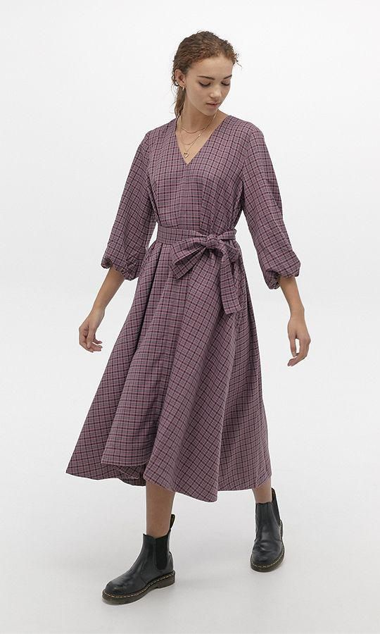 gestuz ziella checked oversized midi dress de urban outfitters