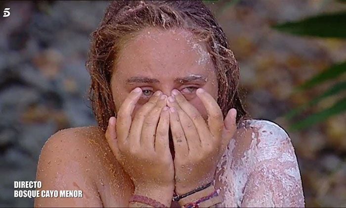 Rocío Flores llora emocionada en Supervivientes