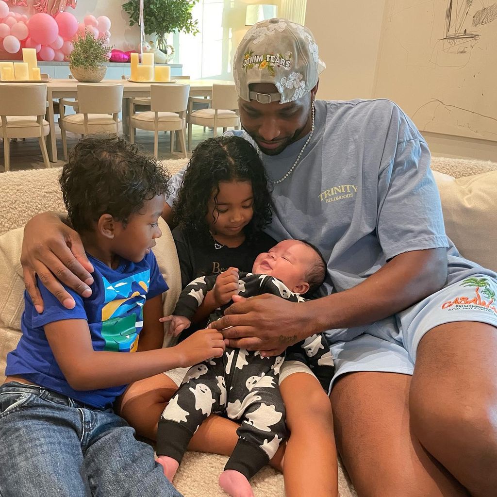 tristan thompson con sus hijos prince dream y el beb 