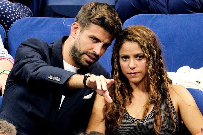 Shakira y Gerard Piqué en un partido