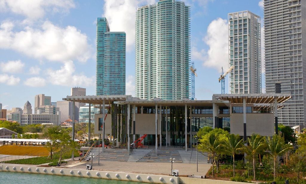 New Perez Art Museum Miami (PAMM)