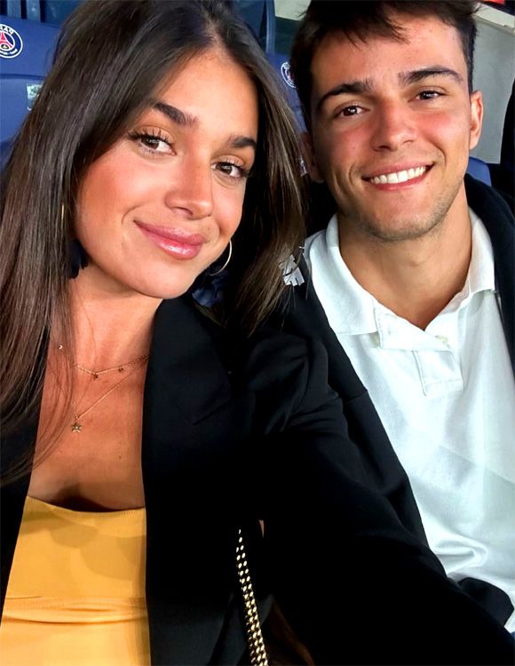 Sira Martínez y su hermano Pacho, viendo del debut liguero del PSG