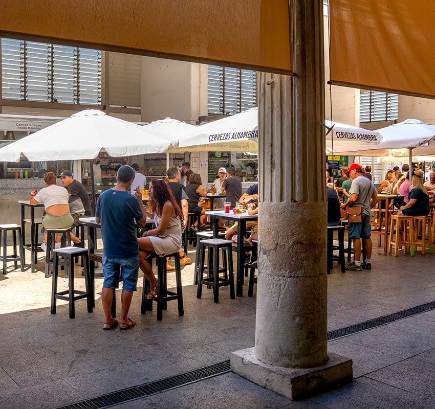 MERCADO DE ABASTOS, PARA VER Y COMER LO MEJOR DE LA BAHÍA