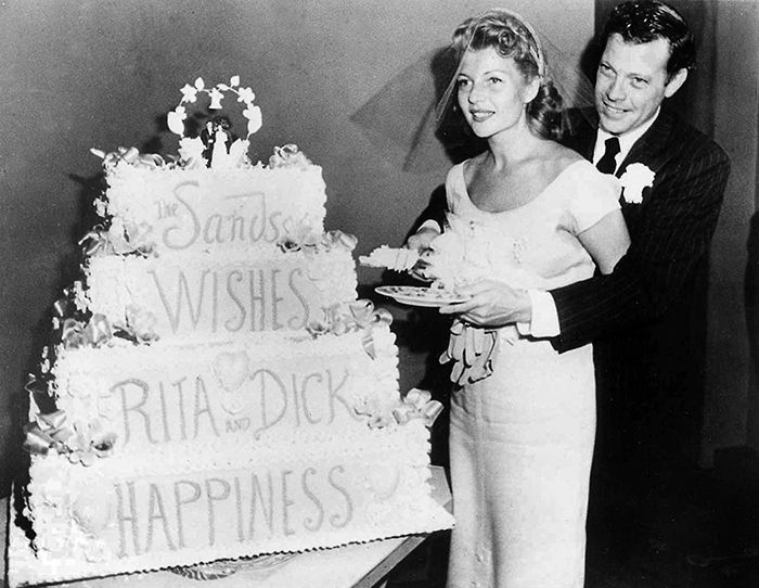 Rita Hayworth y Dick Haymes en su boda