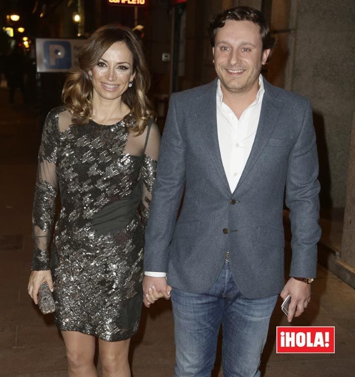 Juan Peña y Sonia González a su llegada a la sala Gabana donde se celebró esta fiesta
