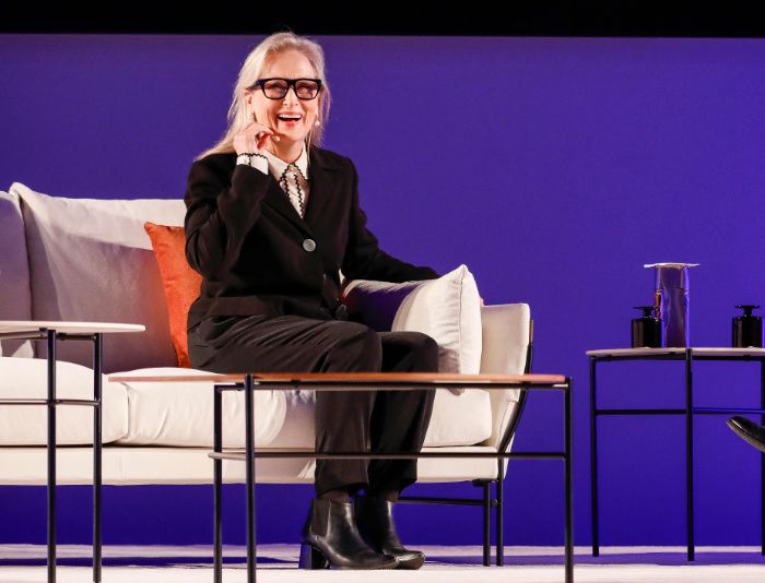  Meryl Streep riendo durante una charla con Antonio Banderas en Asturias