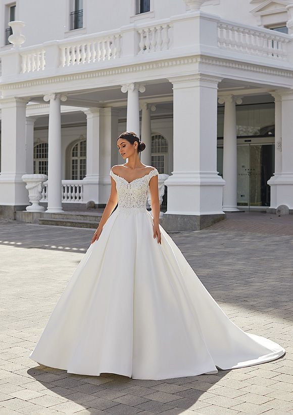 pronovias044