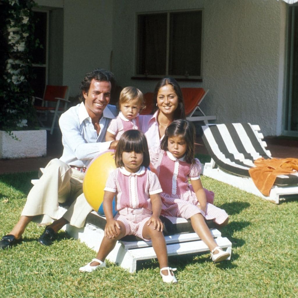 Julio Iglesias, Isabel Preysler y sus hijos Chabeli, Julio y Enrique