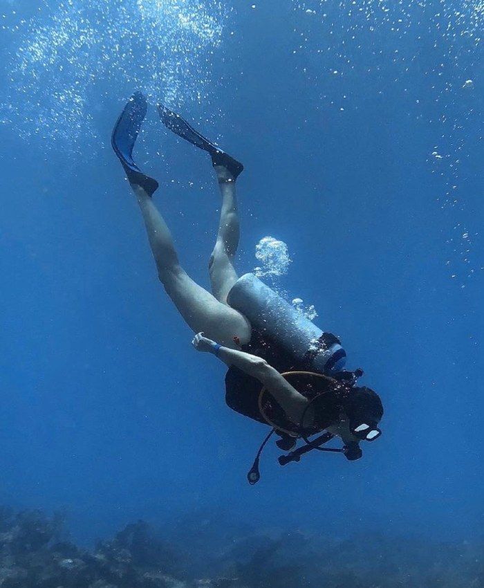 Mar Flores buceando en el Mediterráneo 