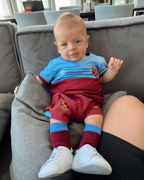 noah-chicharito-hijo