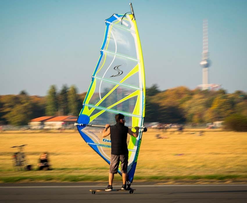 tempelhofer feld rk9x3c