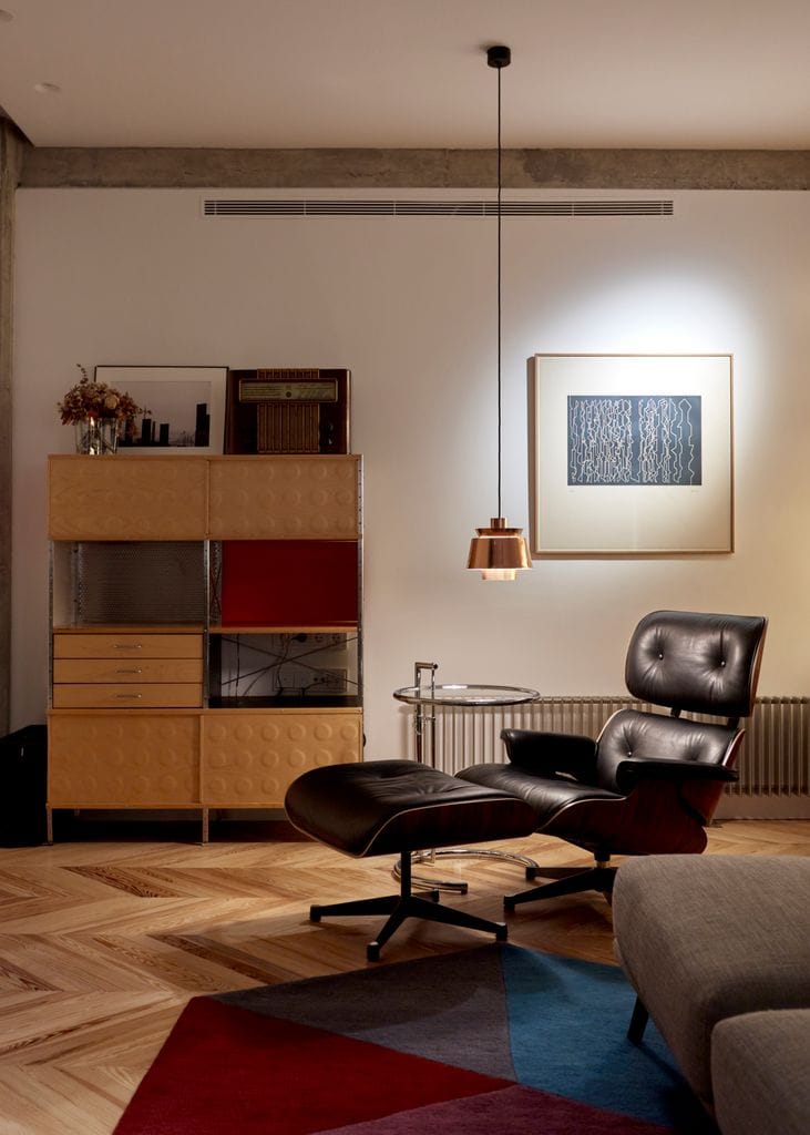 Reading corner with antique chaise longue