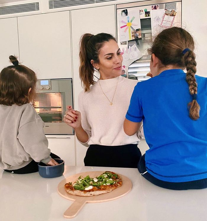 Melissa Jiménez y sus hijas