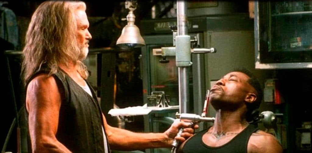 Kris Kristofferson y Wesley Snipes en la película 'Blade', 1998