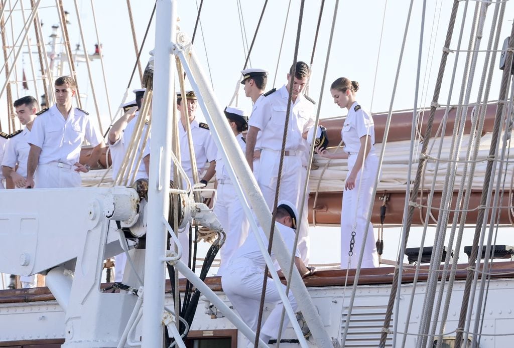 La princesa Leonor llega a Tenerife en el Buque-Escuela de la Armada 'Juan SebastiÃ¡n de Elcano'