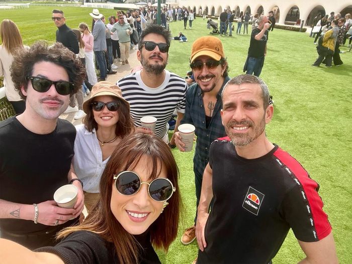 Arancha Morales y Jorge Marron en el Hipódromo de la Zarzuela