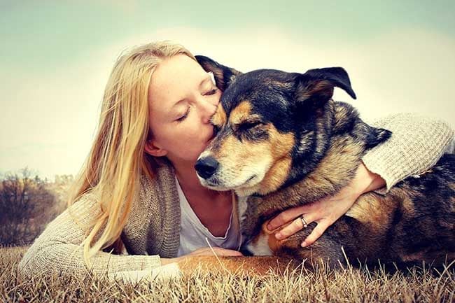 Por qué no deberías tratar a tu perro como si fuera tu hijo 