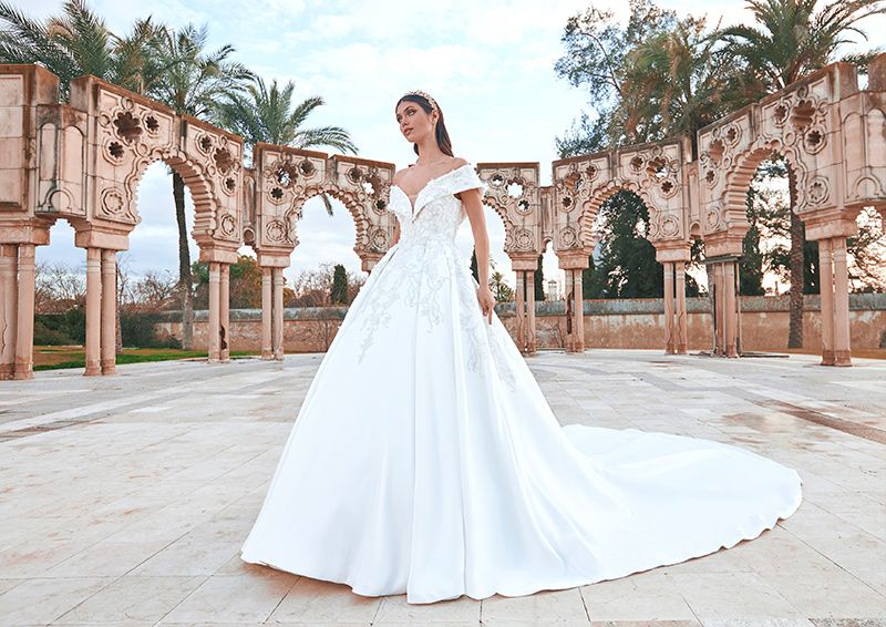 pronovias baharia