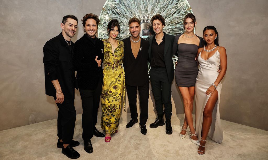 Luis Gerardo Méndez, Diego Boneta, Bárbara López, Alejandro Fernández, Juan Pa Zurita, Valentina Ferrer y Antonella Roccuzzo